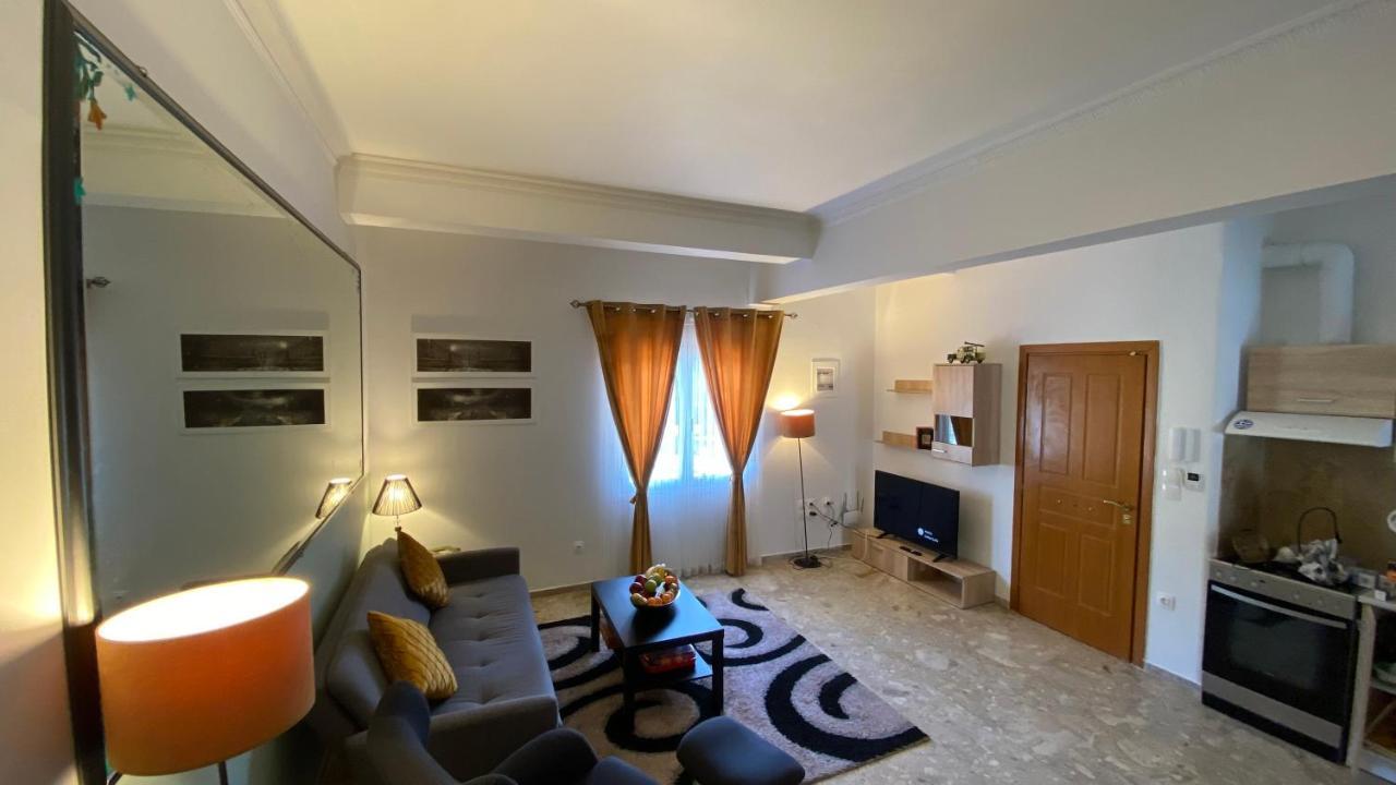 Patras Golden Suite Esterno foto