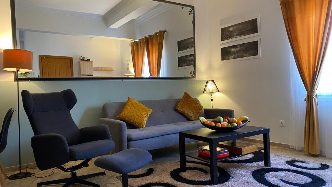 Patras Golden Suite Esterno foto