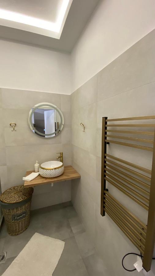Patras Golden Suite Esterno foto