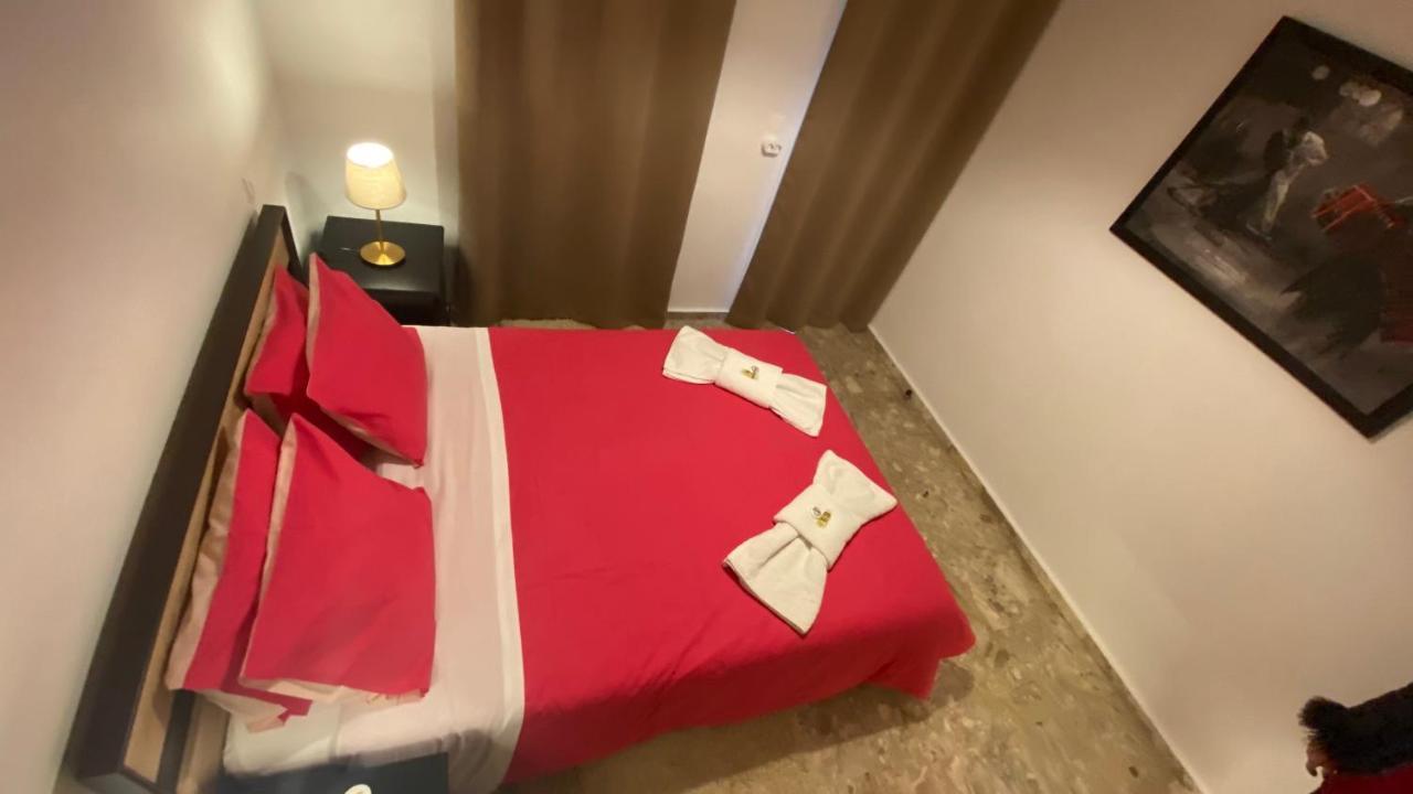Patras Golden Suite Esterno foto
