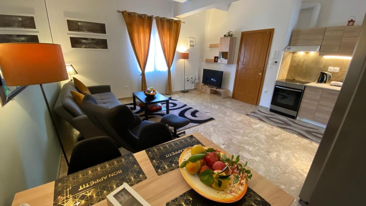 Patras Golden Suite Esterno foto