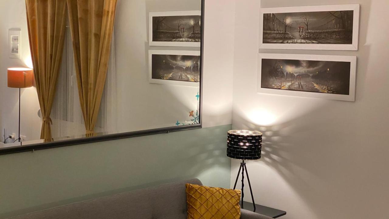 Patras Golden Suite Esterno foto